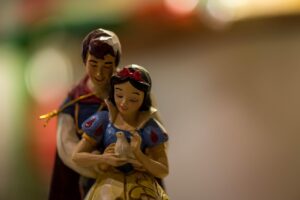 snow white, princess, prince, figurines, ornament, fairy tale, story, brown snow, prince, prince, prince, prince, prince