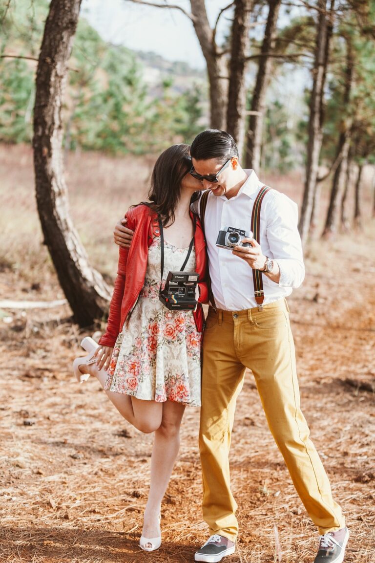 couple, forest, retro aesthetic, outdoors, nature, in love, romantic, landscape, happy, sunny, kiss